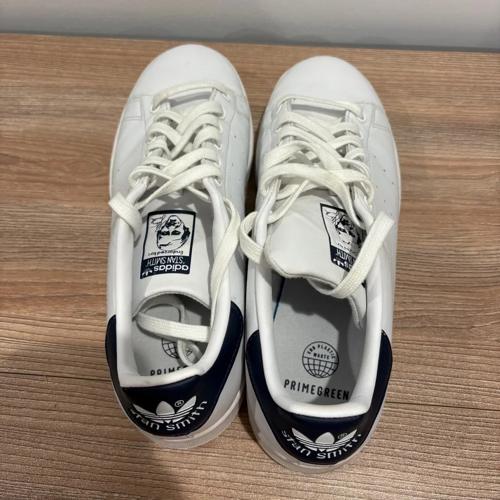 Adidas Classic Stan Smith Sneakers Mens White Size 9.5 Navy Blue Low Top Shoes